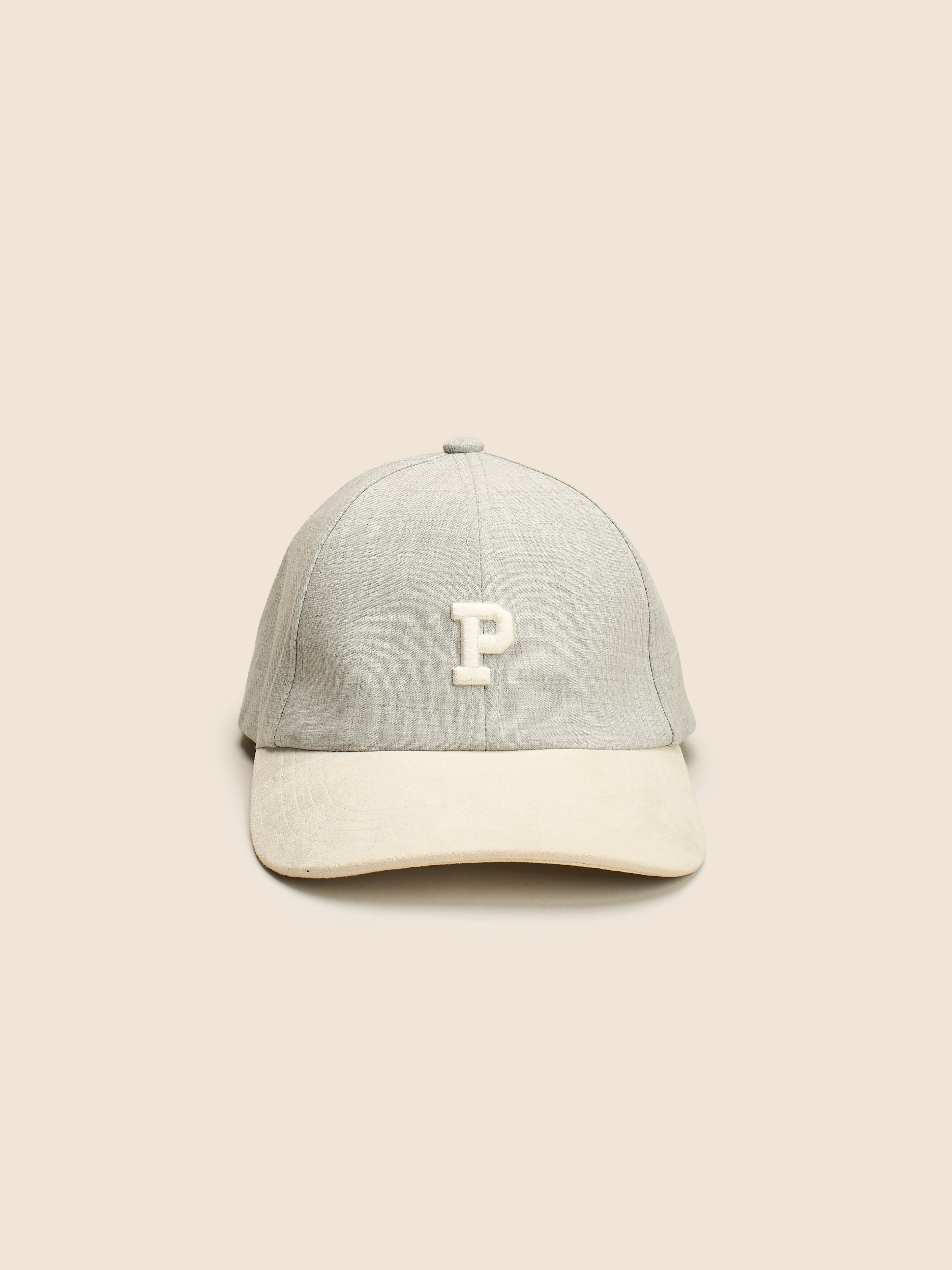 GRAY BASEBALL WITH CONTRASTING VISOR
