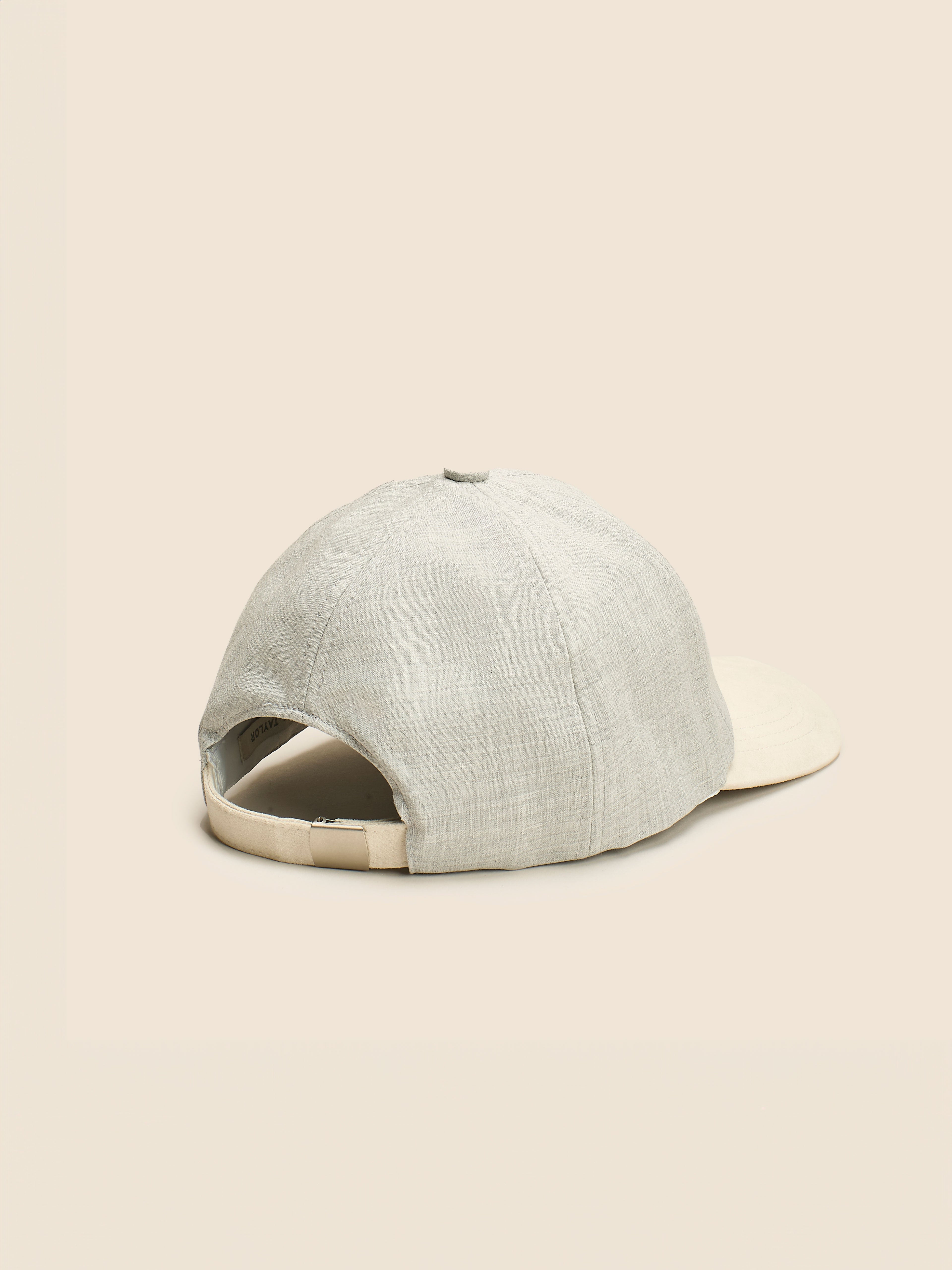 GRAY BASEBALL WITH CONTRASTING VISOR