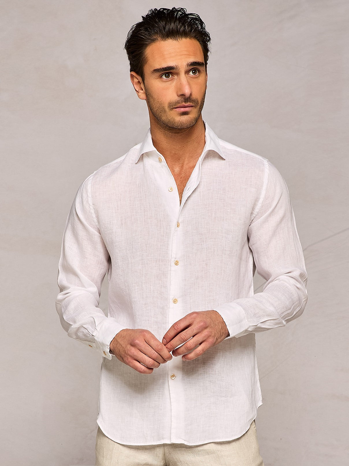 WHITE LINEN SHIRT
