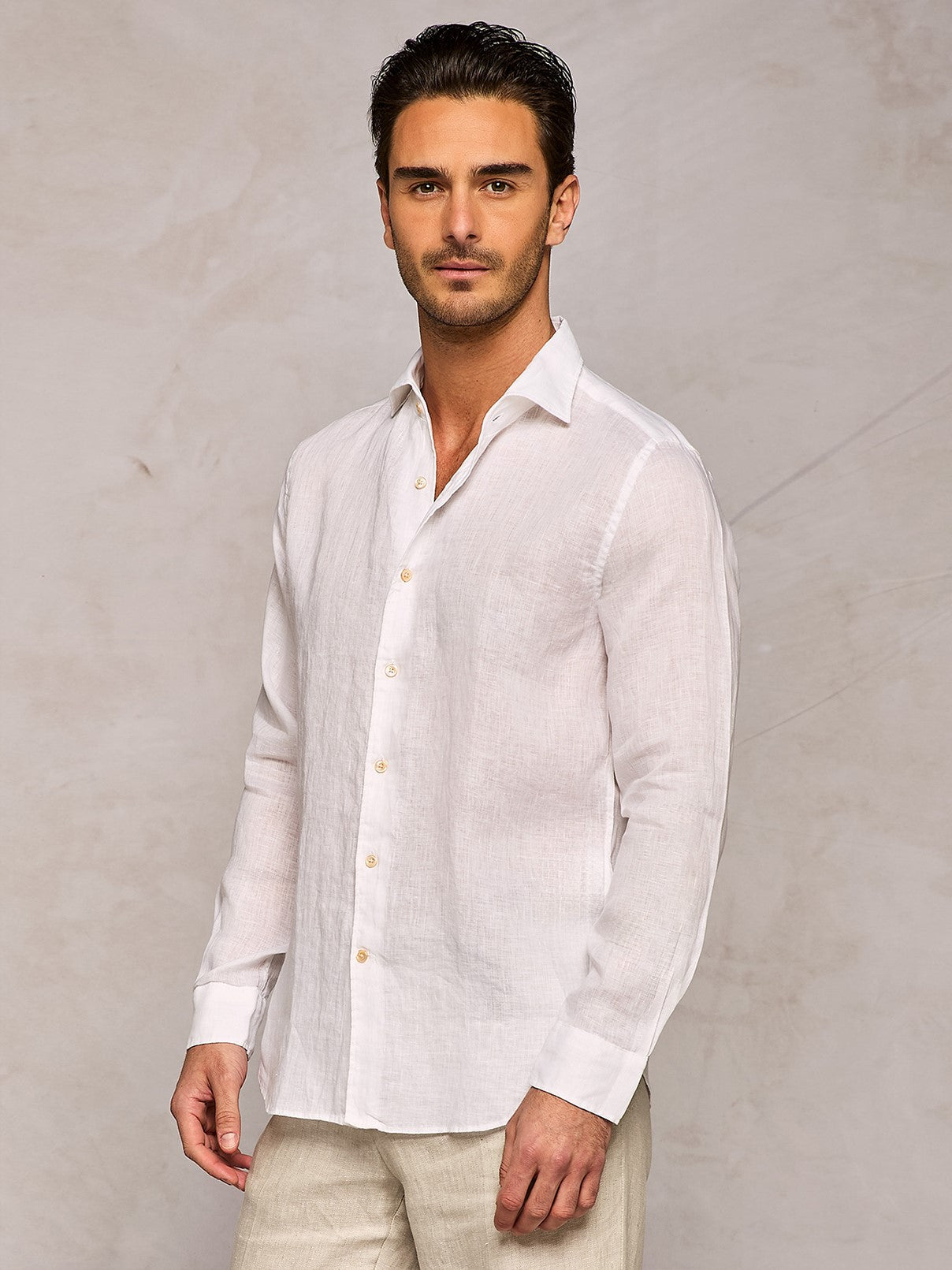 WHITE LINEN SHIRT