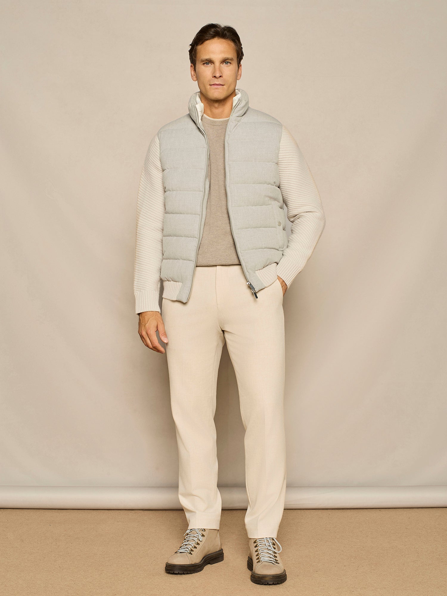 LIGHT GREY FLANNEL OVERJACKET WITH KNITTED SLEEVES
