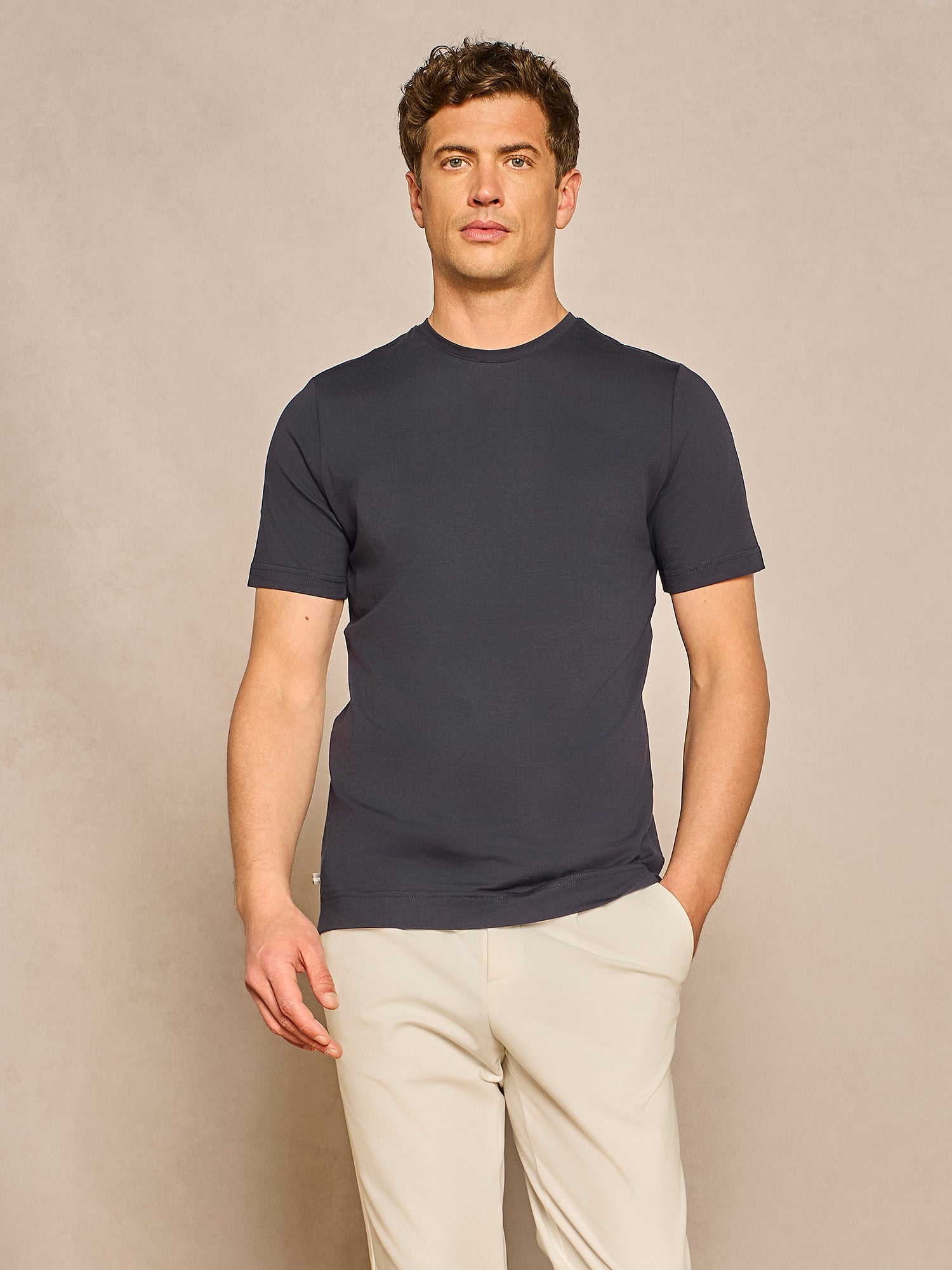 BASIC BLUE T-SHIRT