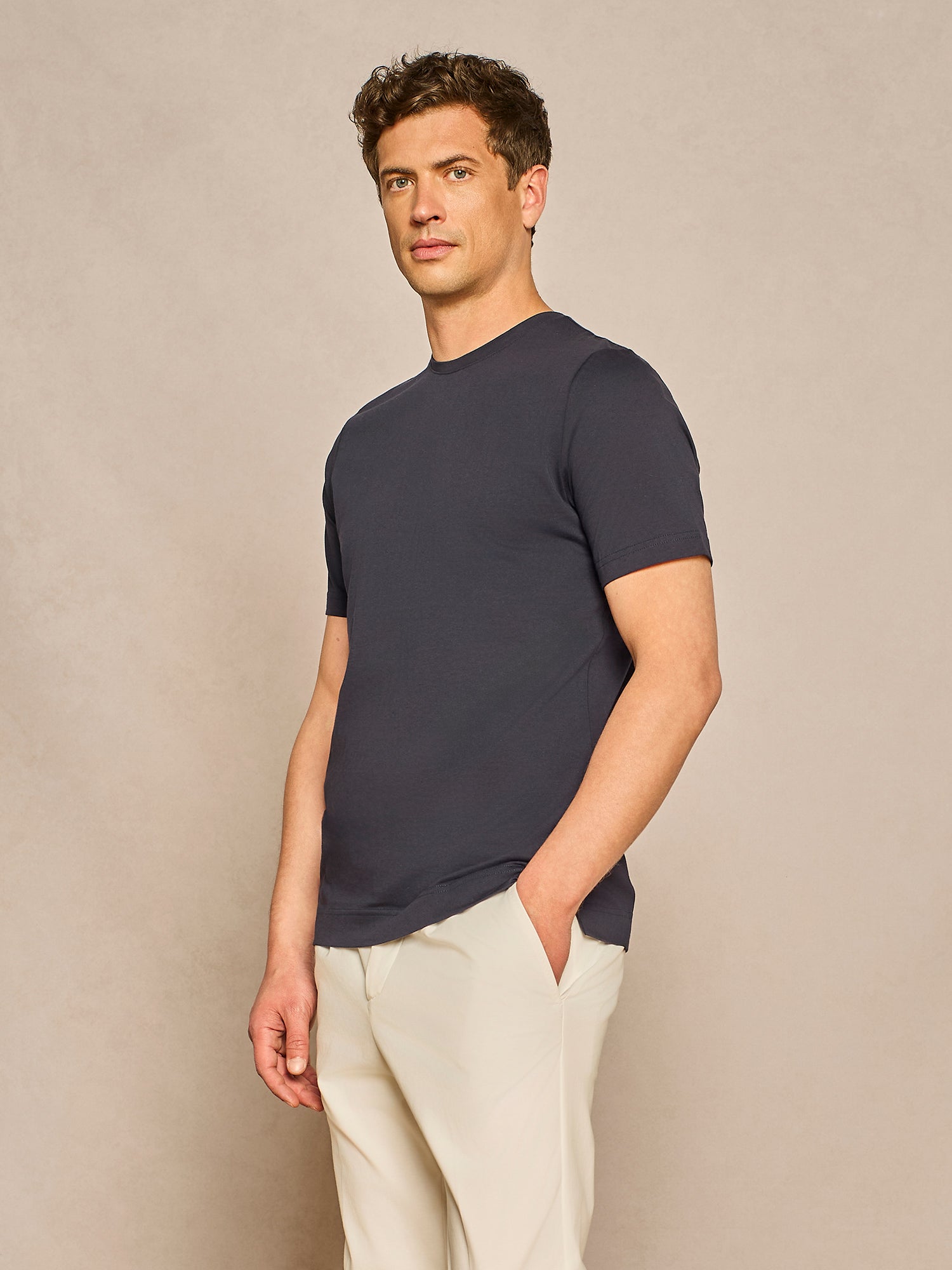BASIC BLUE T-SHIRT