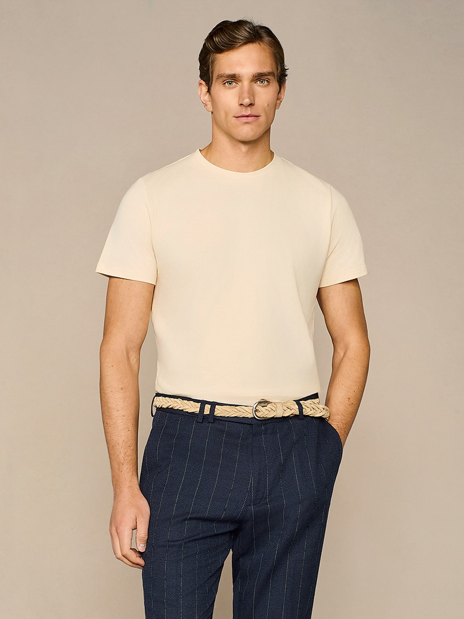 T-SHIRT & POLO