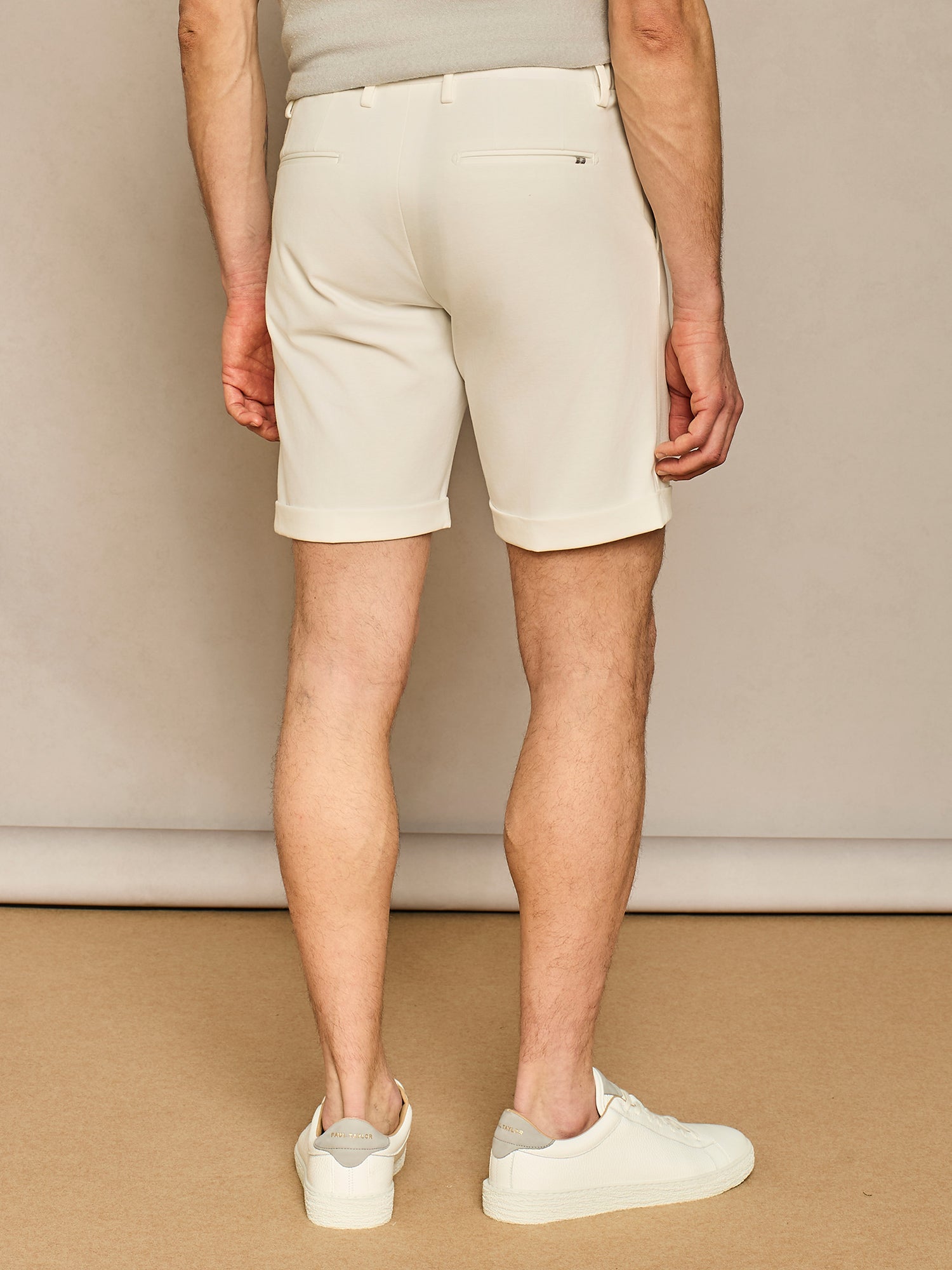 BERMUDA CON LACCIO IN JERSEY BIANCO