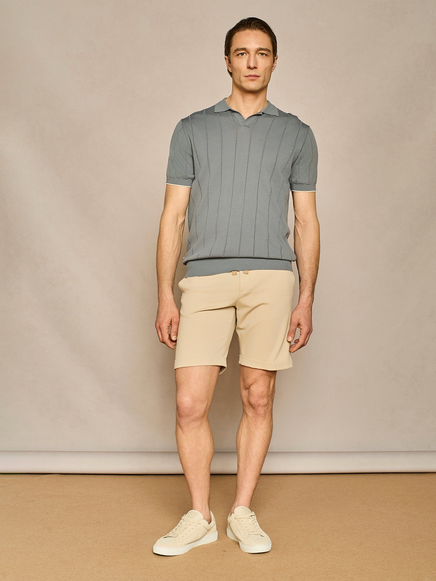 BERMUDA CON LACCIO IN JERSEY BEIGE