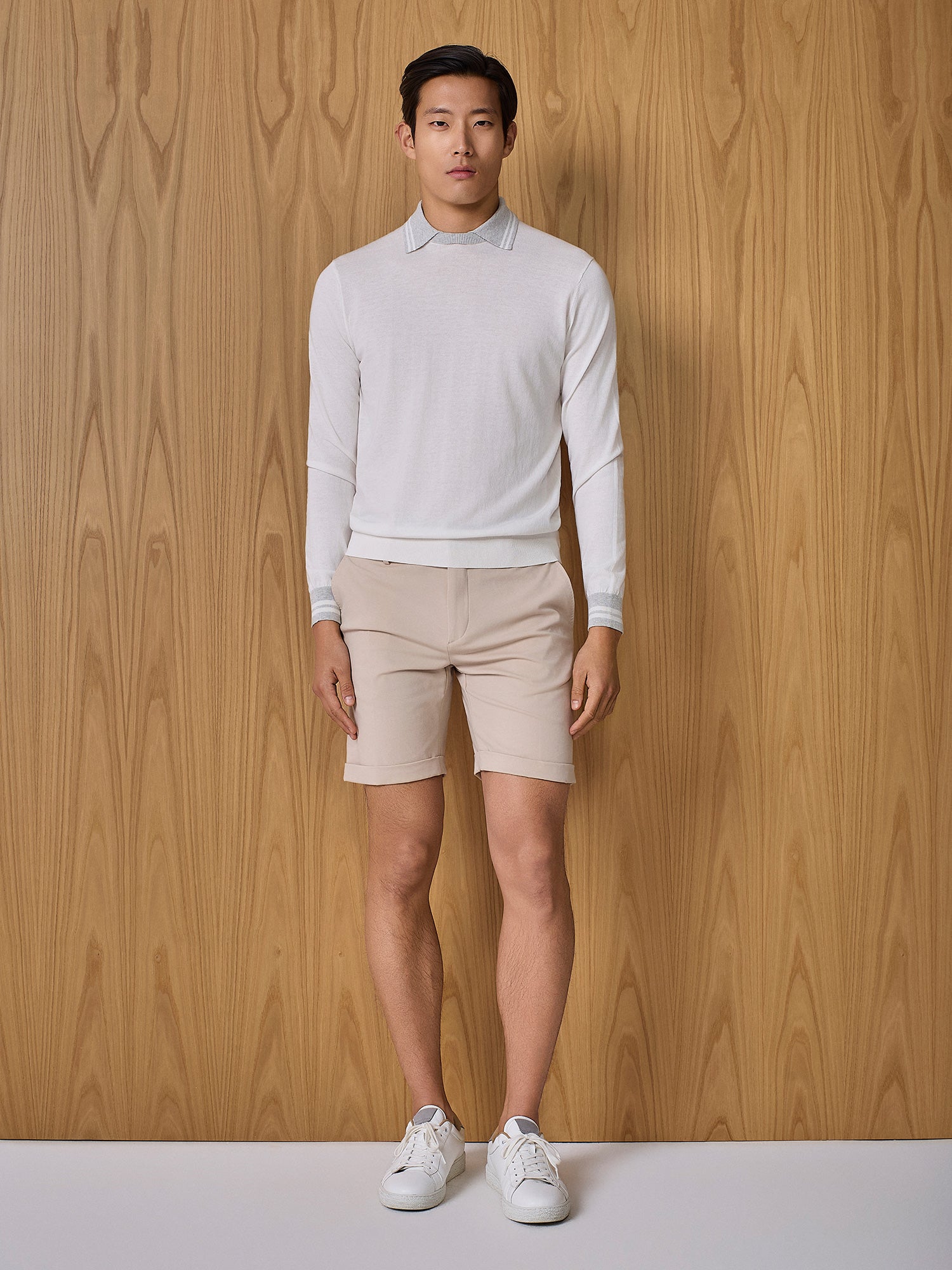 Beige lace-up jersey shorts