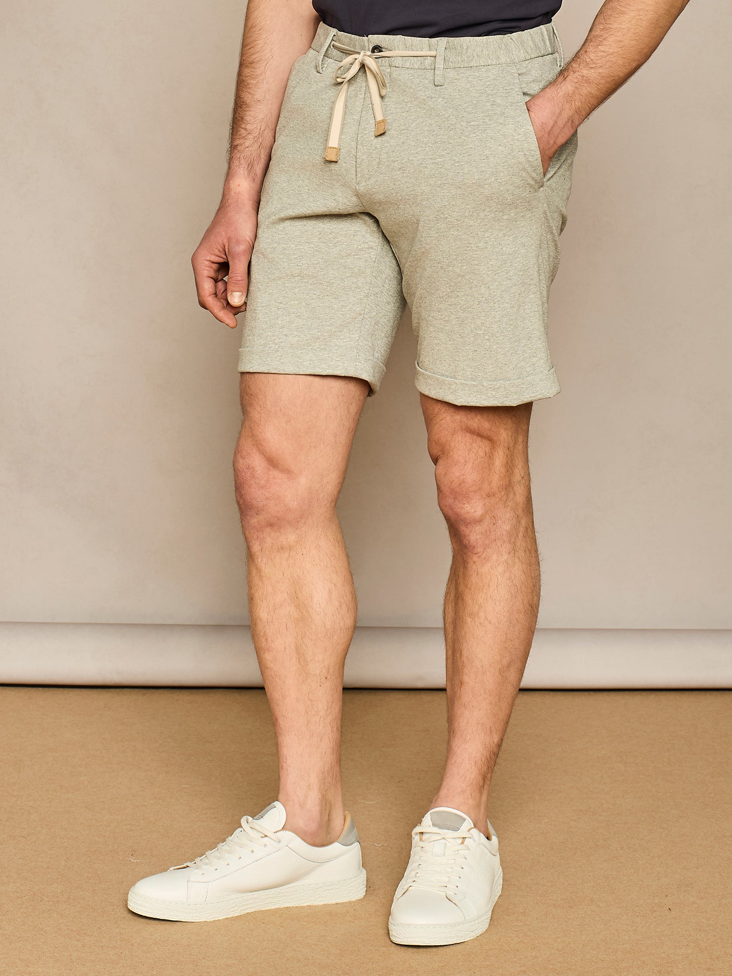 BERMUDA CON LACCIO IN JERSEY GRIGIO CHIARO