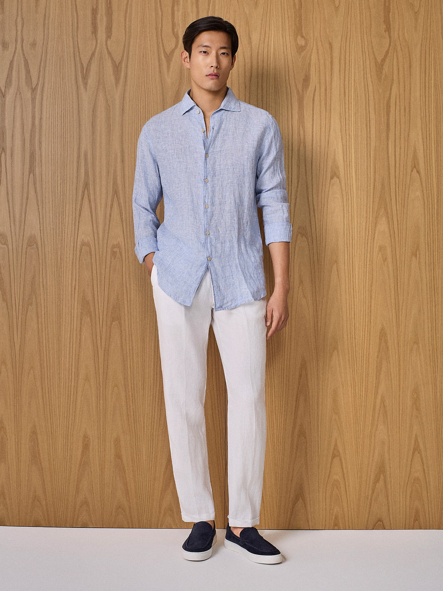 Camicia in lino punto spillo celeste