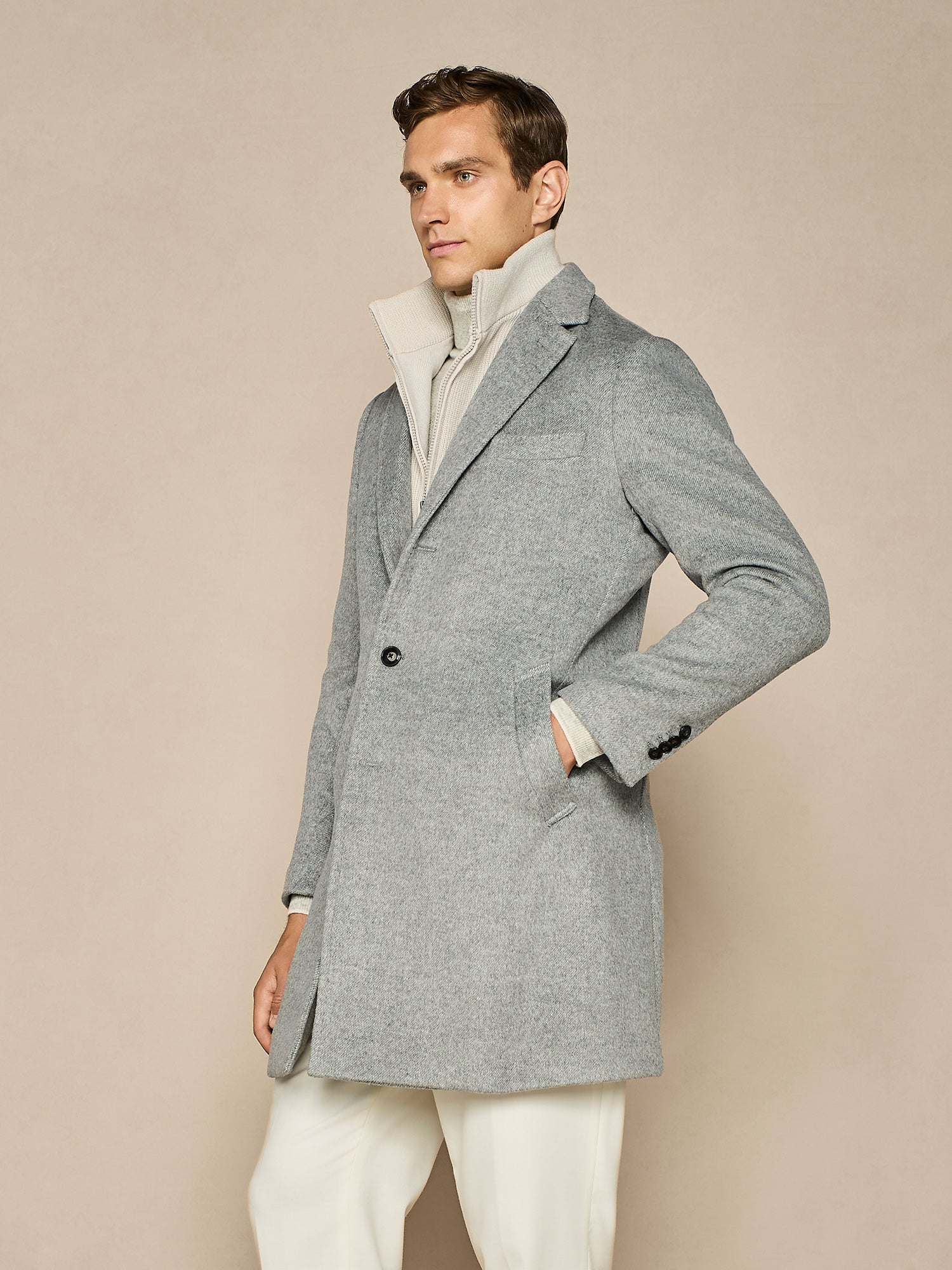 LIGHT GREY VELOUR COAT WITH KNITTED BIB
