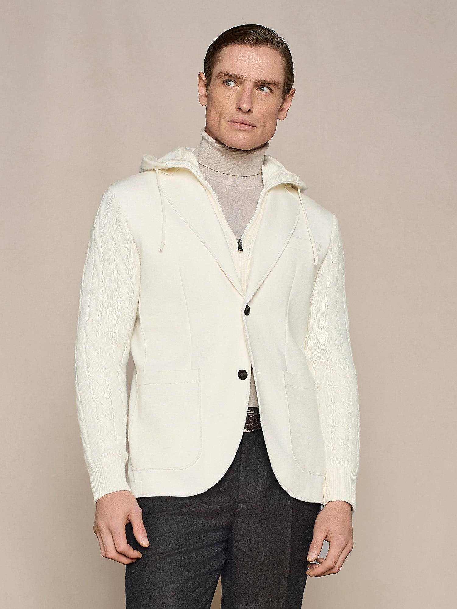 GIACCA IN JERSEY CON PETTORINA E MANICHE IN MAGLIA BIANCO