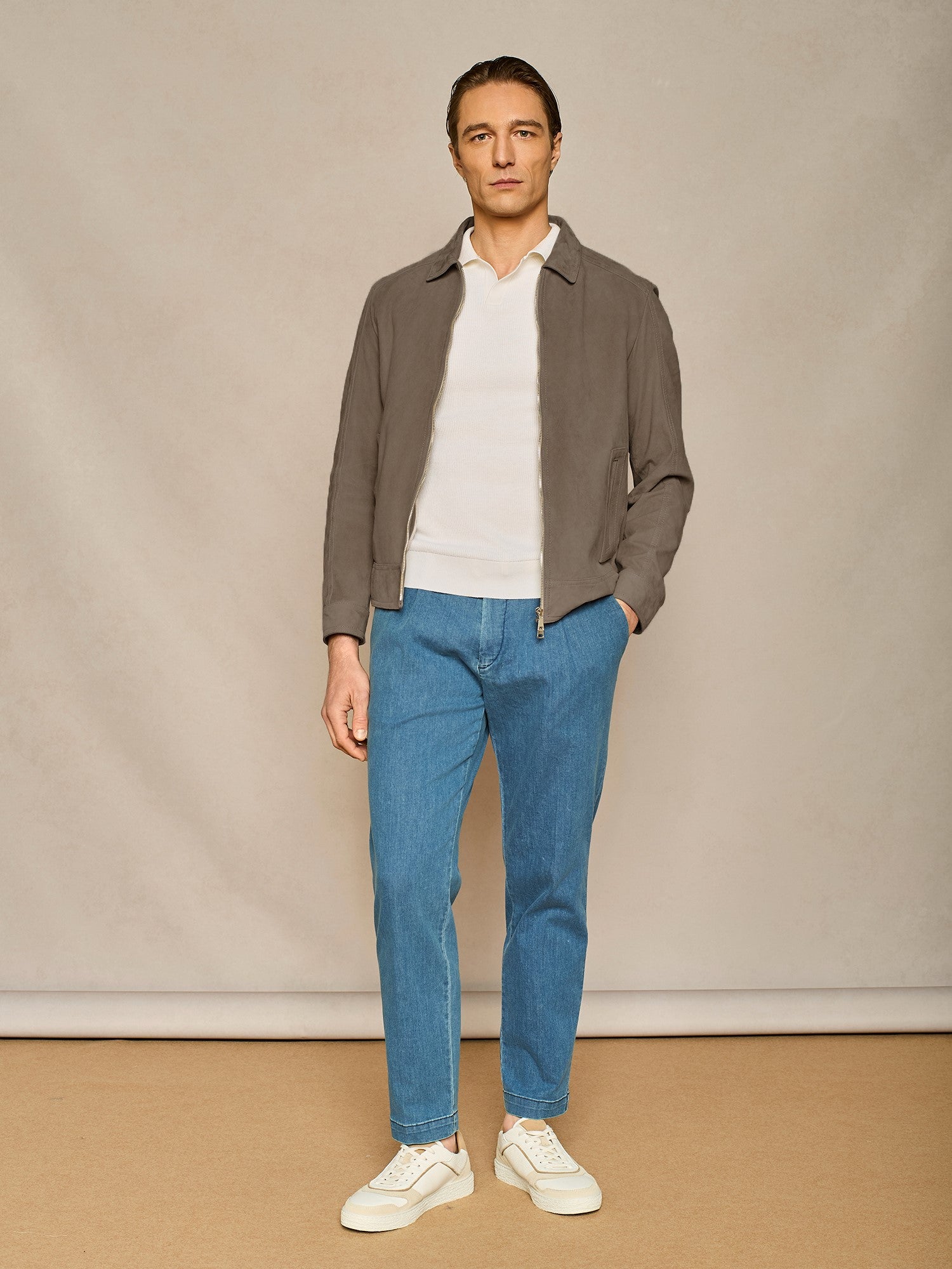 GIUBBINO IN VERO CAMOSCIO CON COLLO CAMICIA MORO