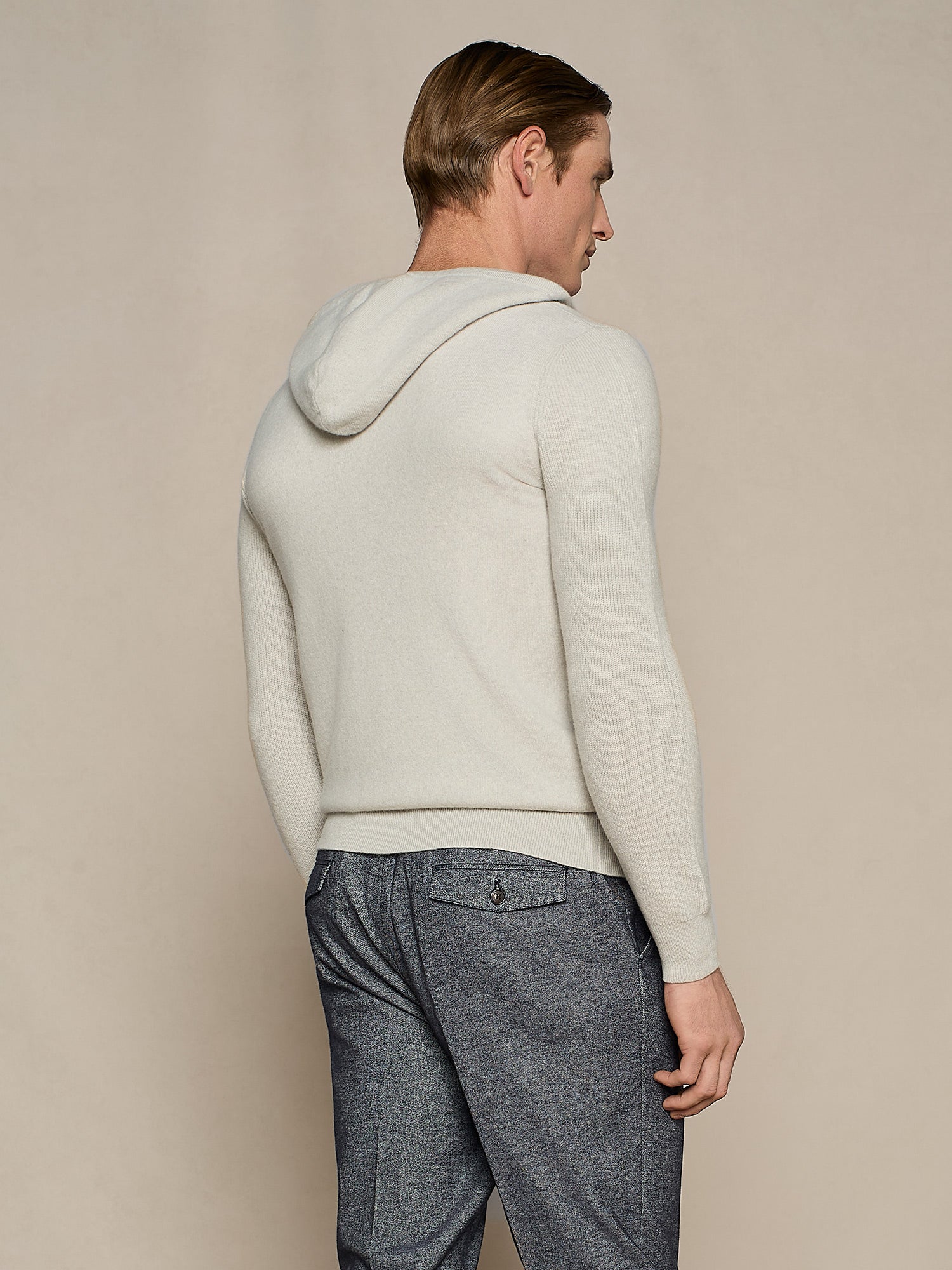MAGLIA CON CAPPUCCIO ZIP MISTO CASHMERE BURRO