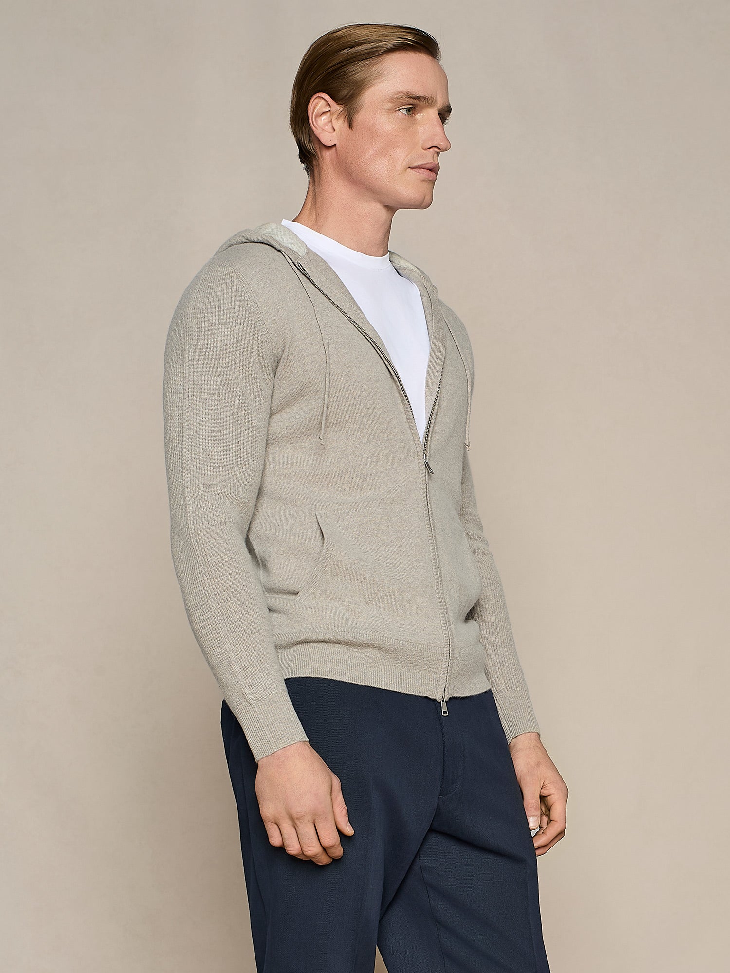 MAGLIA CON CAPPUCCIO ZIP MISTO CASHMERE TAUPE