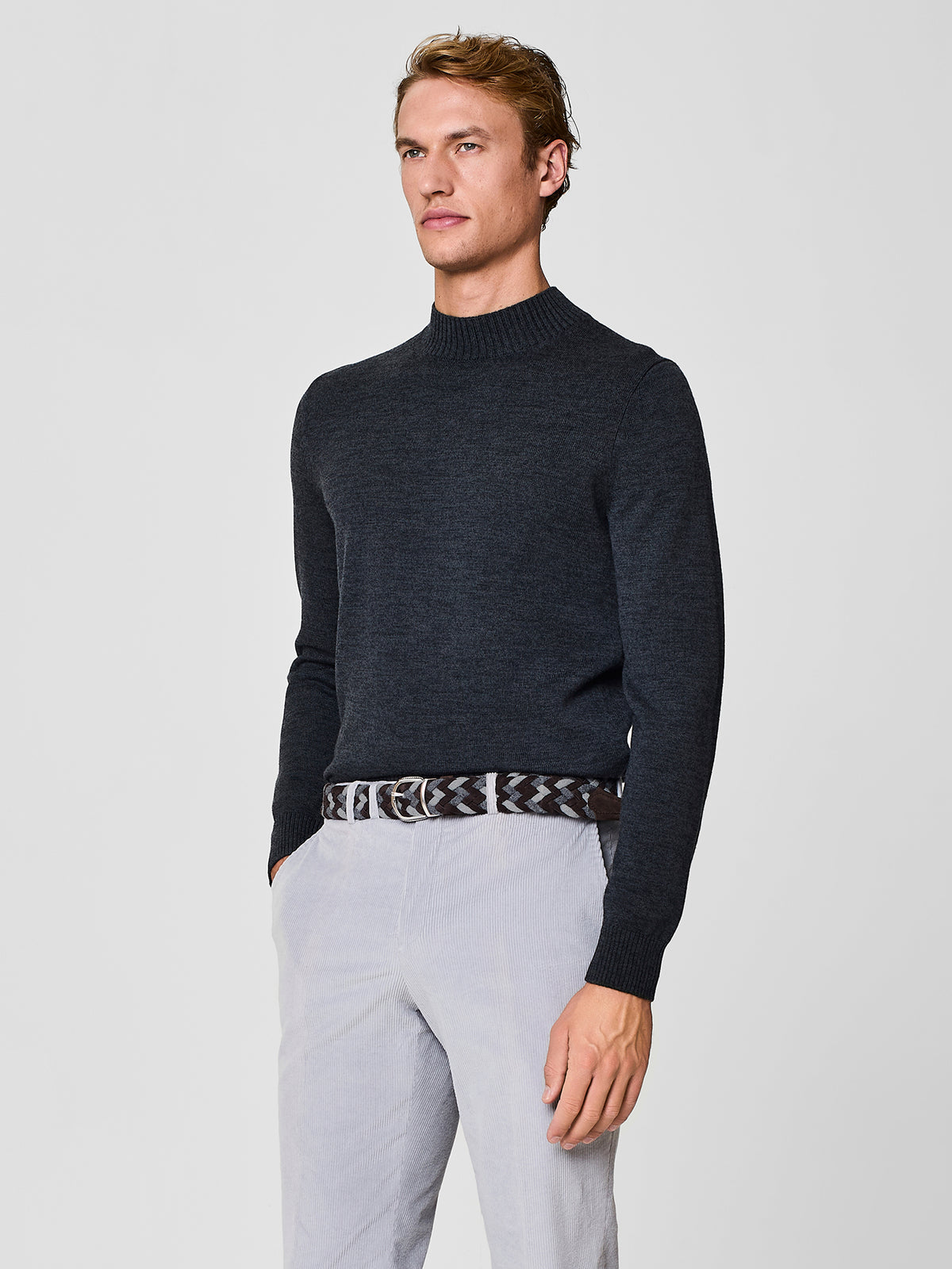 Maglia collo vulcano lana merino grigio scuro