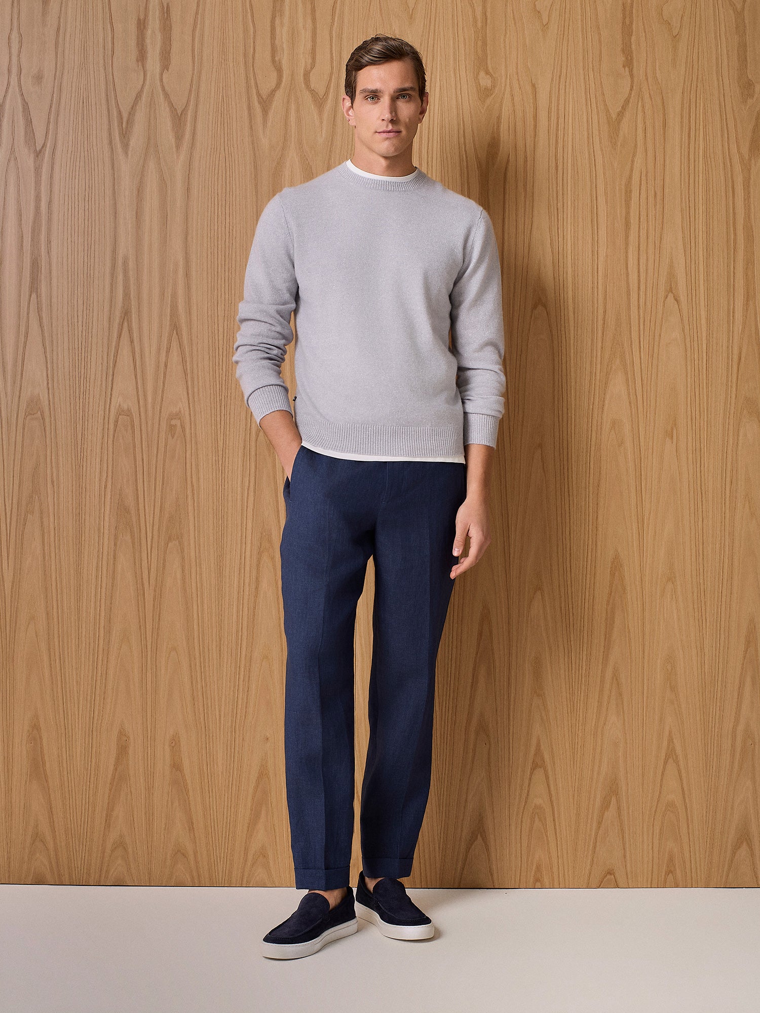 Apricot cashmere blend knitted round neck