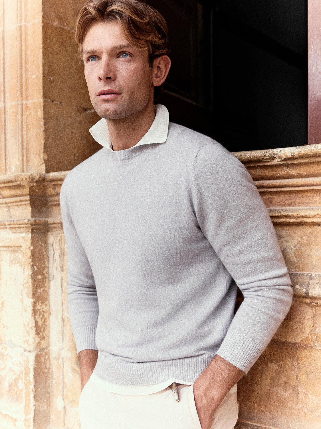 Cloud cashmere blend knitted round neck