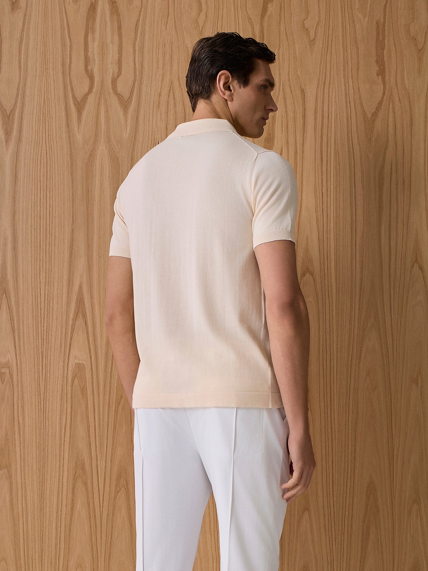Polo girocollo in maglia apricot