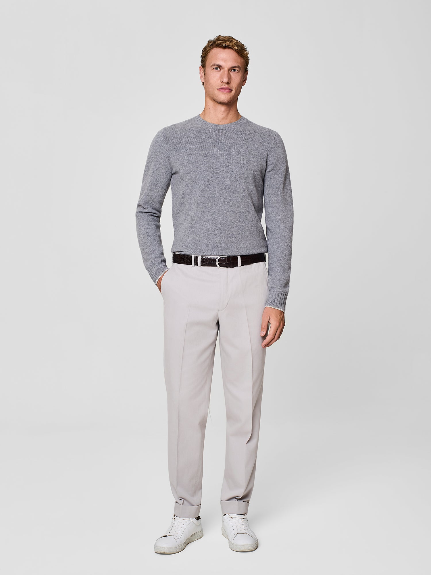 Pantalone wide fit sartoriale in cotone burro