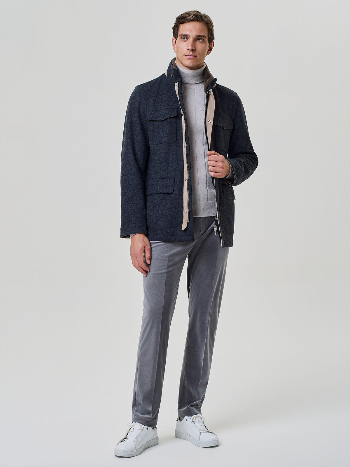Pantalone uomo grigio in velluto a coste jersey fluido con coulisse in suede, Paul Taylor