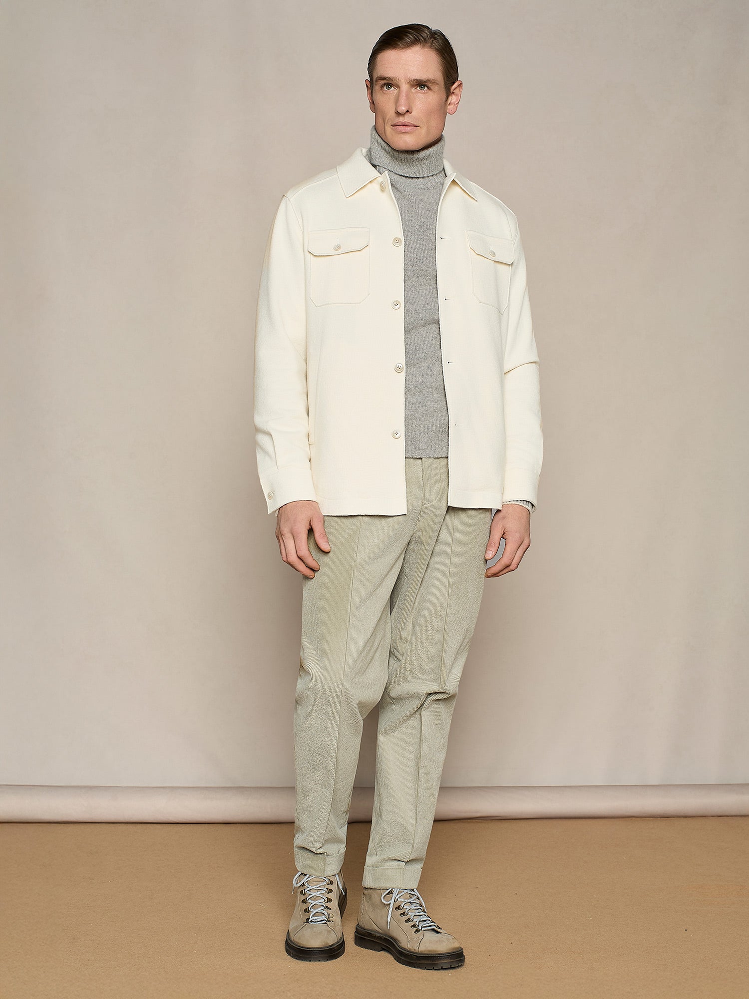 PANTALONE WIDE FIT CON DOPPIA PINCES IN VELLUTO VERDE